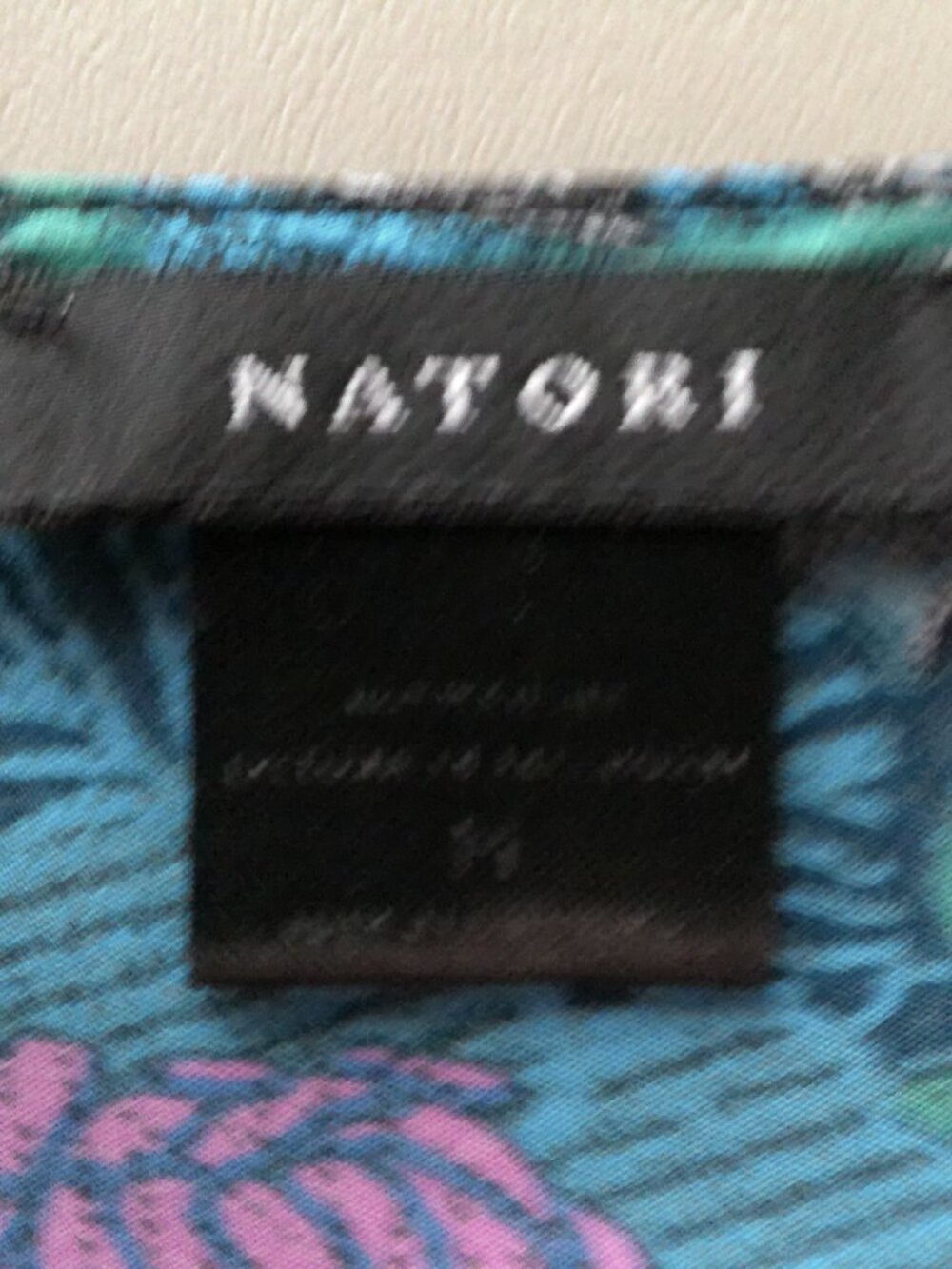 NATORI (2) Piece Robe & Nightgown Blue, Black, Pink & Green Floral S/M - Picture 8 of 10